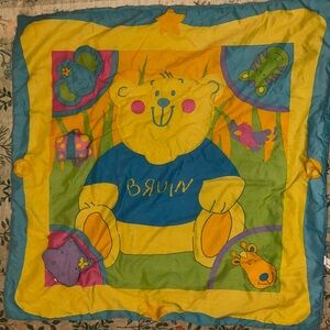 Vintage toys r us playmat bruin bear